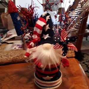 Patriotic Gnome Centerpiece